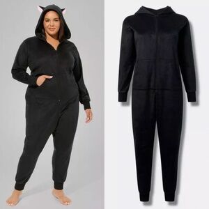Torrid Black Cat Fleece Zip Up Hoodie Lounge Onesie